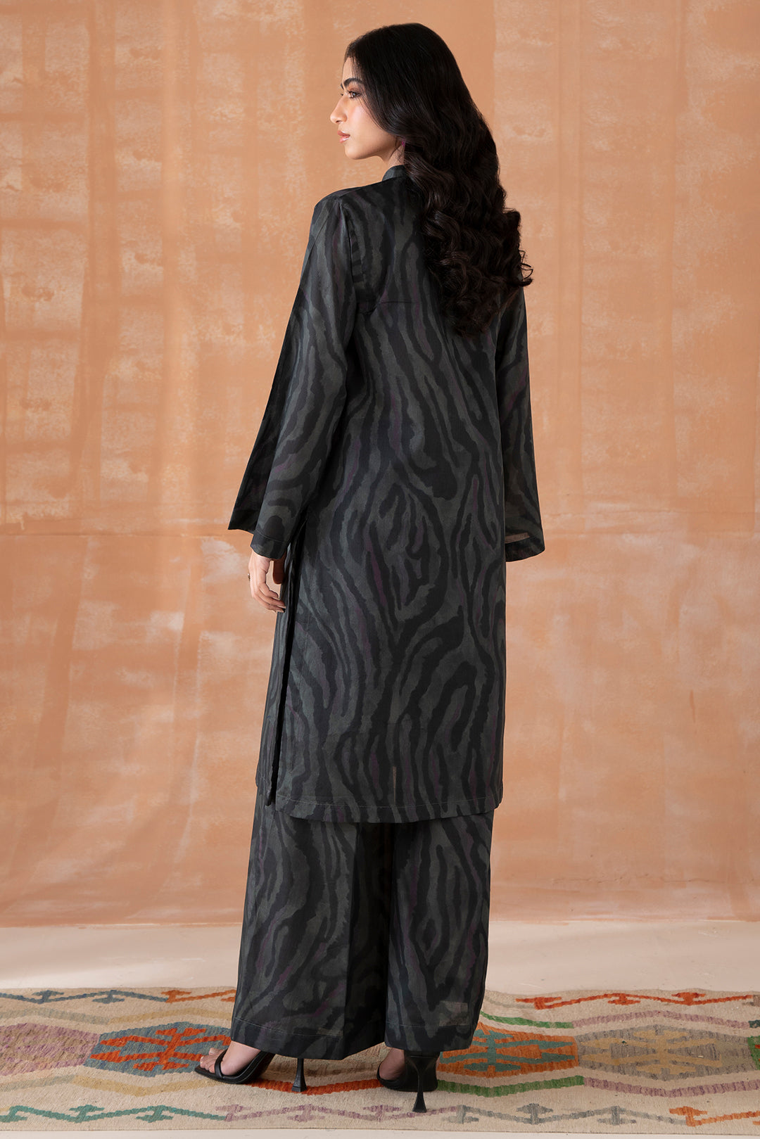 2 Piece - Digital Printed Lawn Suit P1123 (SO)