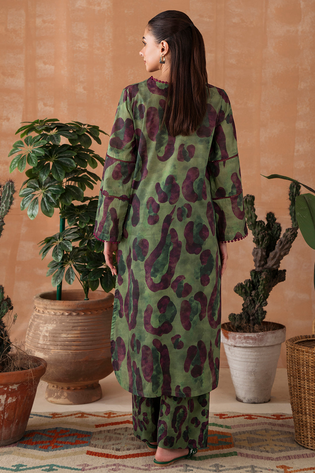 2 Piece - Digital Printed Lawn Suit P1042A