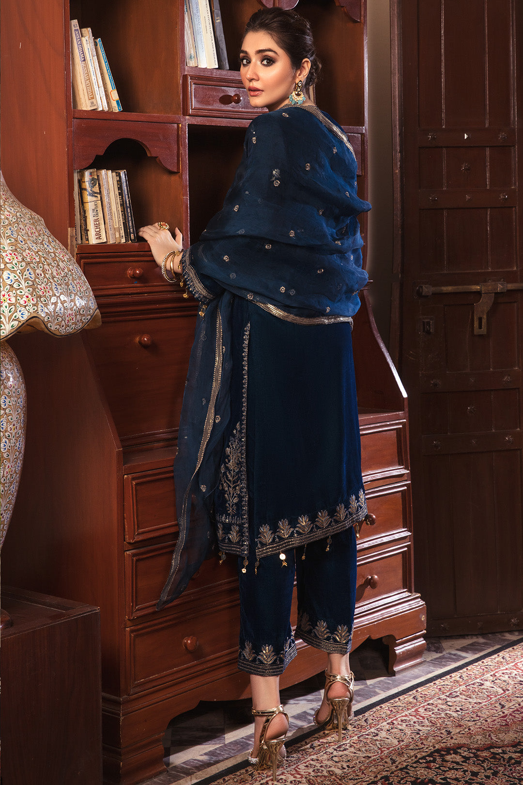 3 Piece - Embroidered Velvet Suit L0299