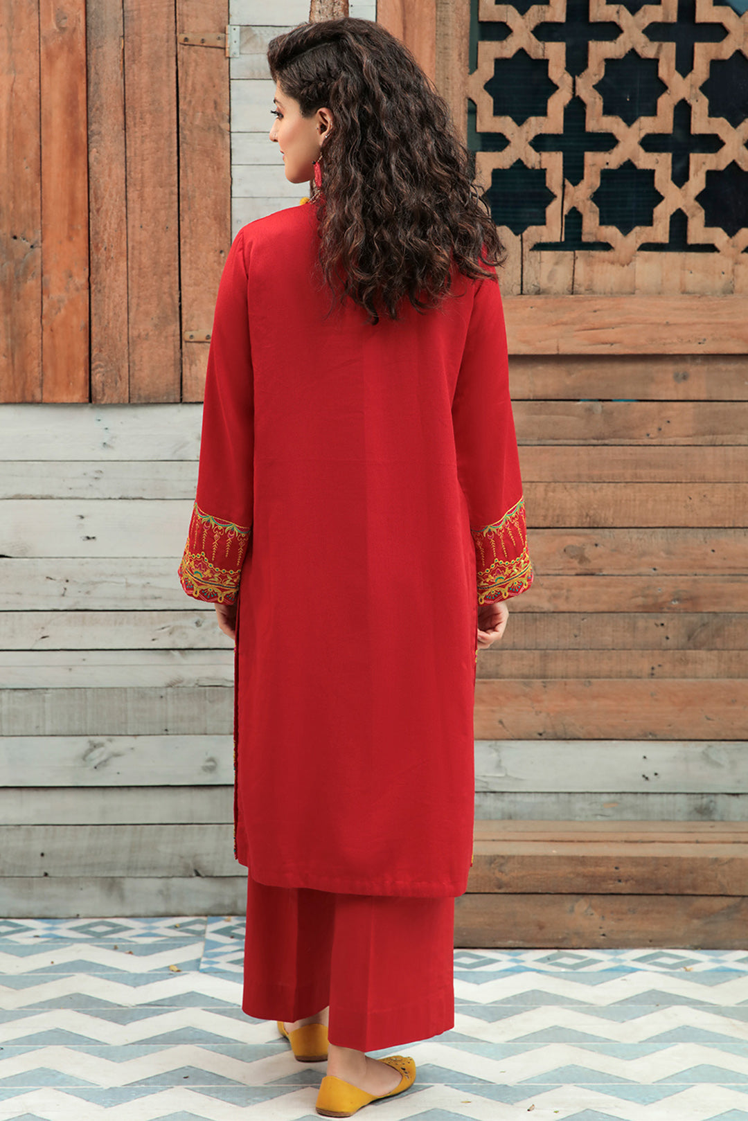 Dyed Embroidered Linen Shirt P0009