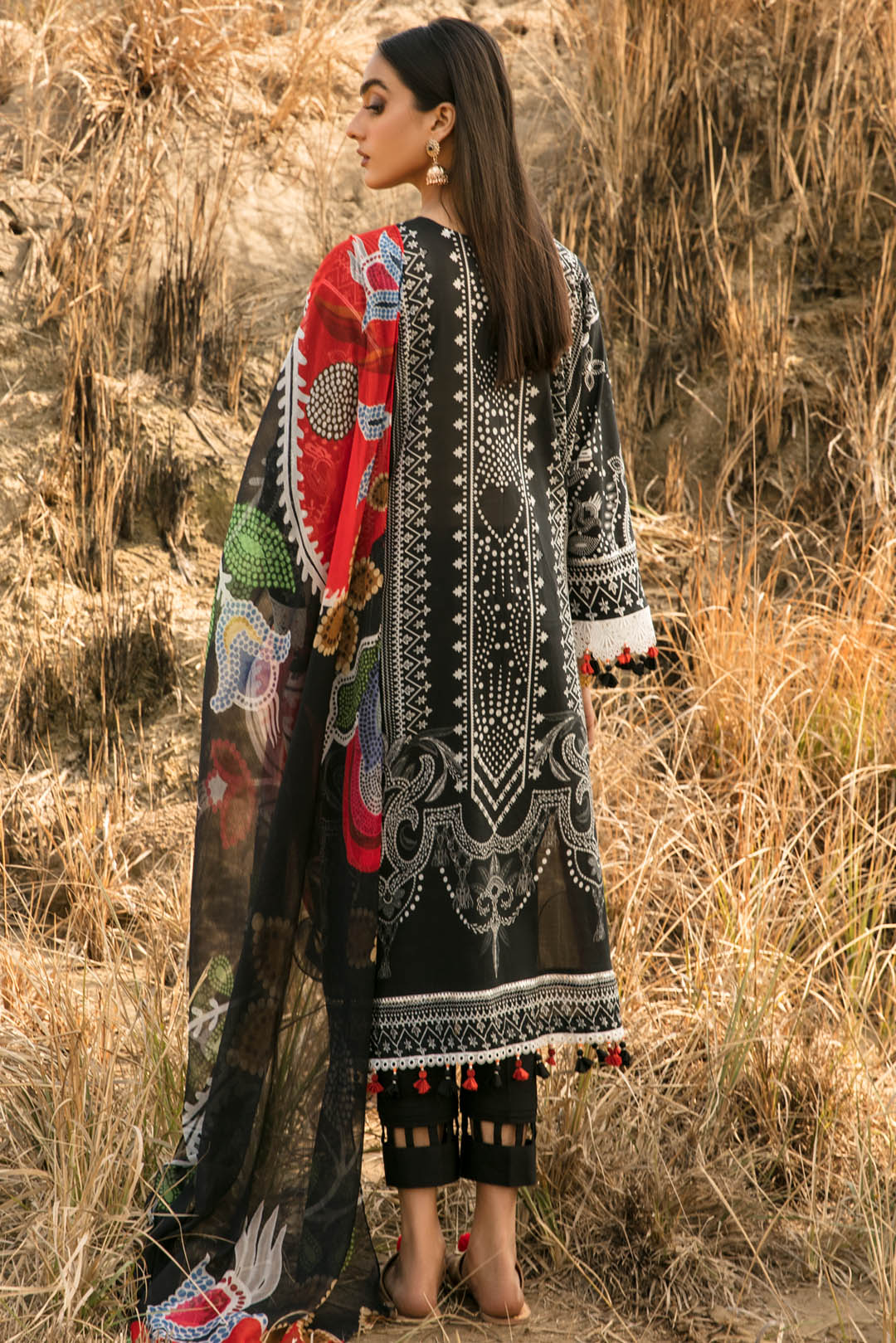 2PC Lawn Digital Printed - Dupatta U2156 - Black