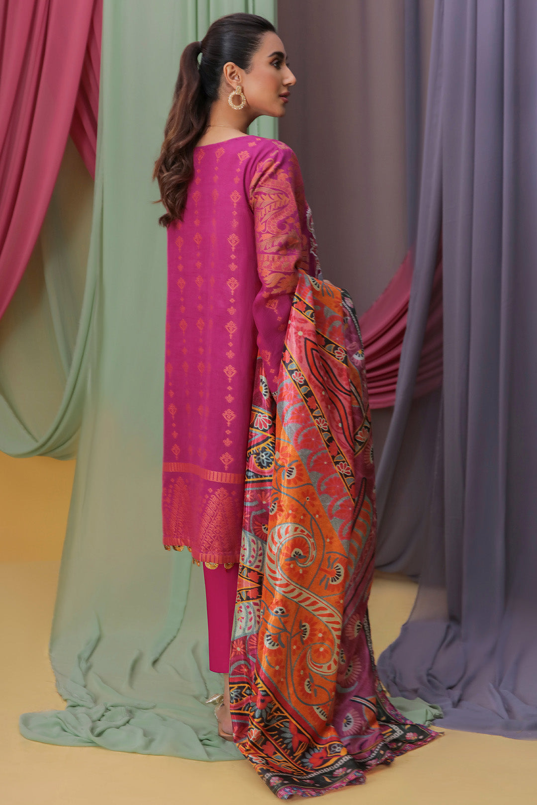 3 Piece - Embroidered Jacquared Suit U2797