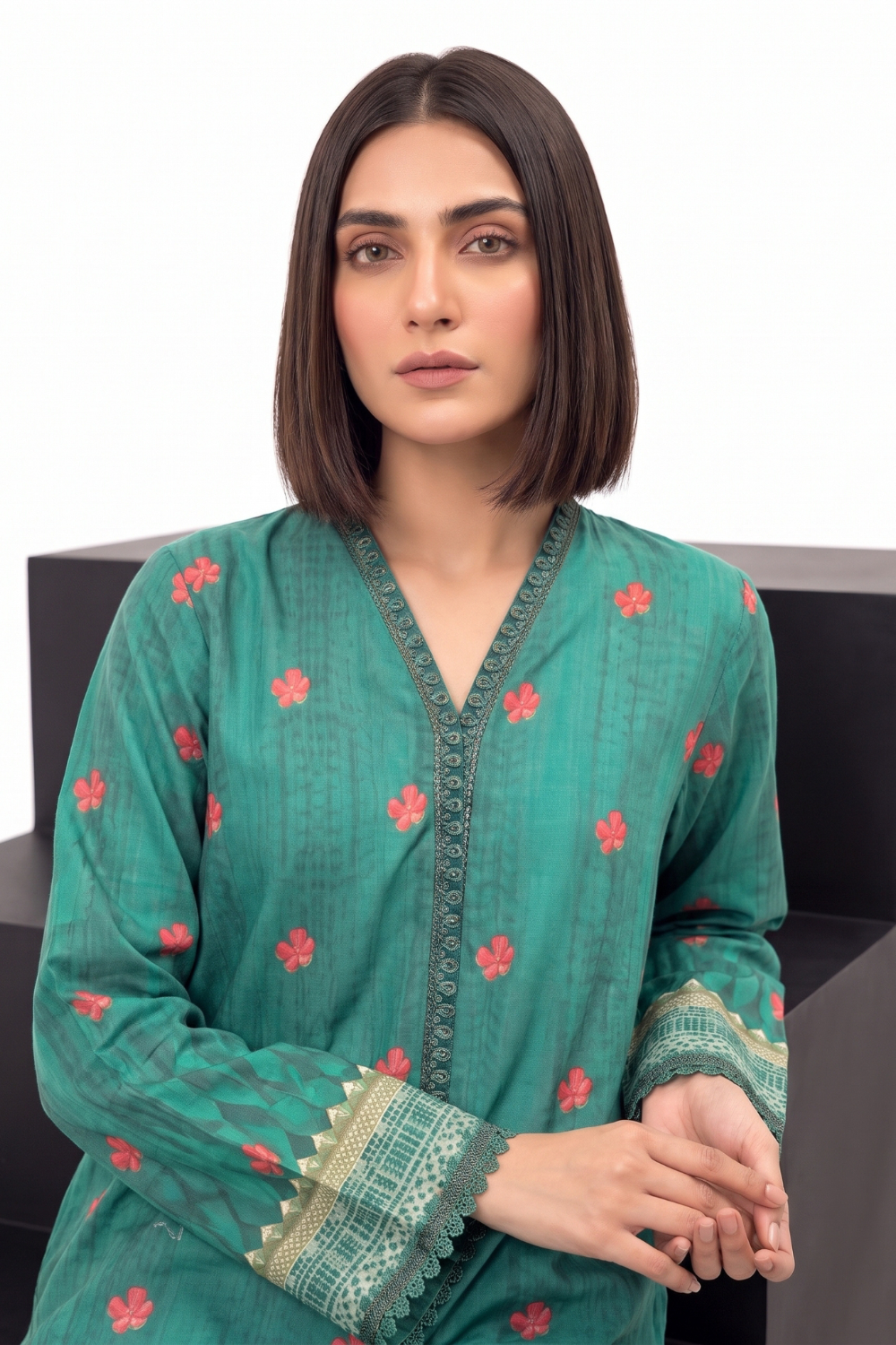 3 Piece - Embroidered Digital Printed Lawn Suit P001240