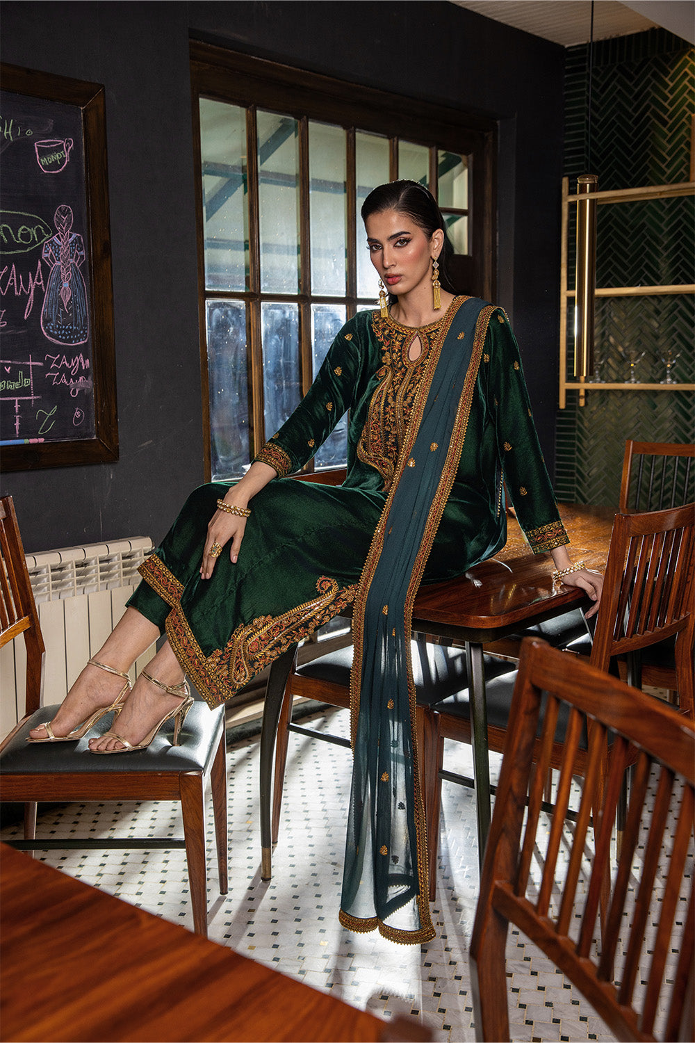 3 Piece - Embroidered Premium Velvet Suit V001016