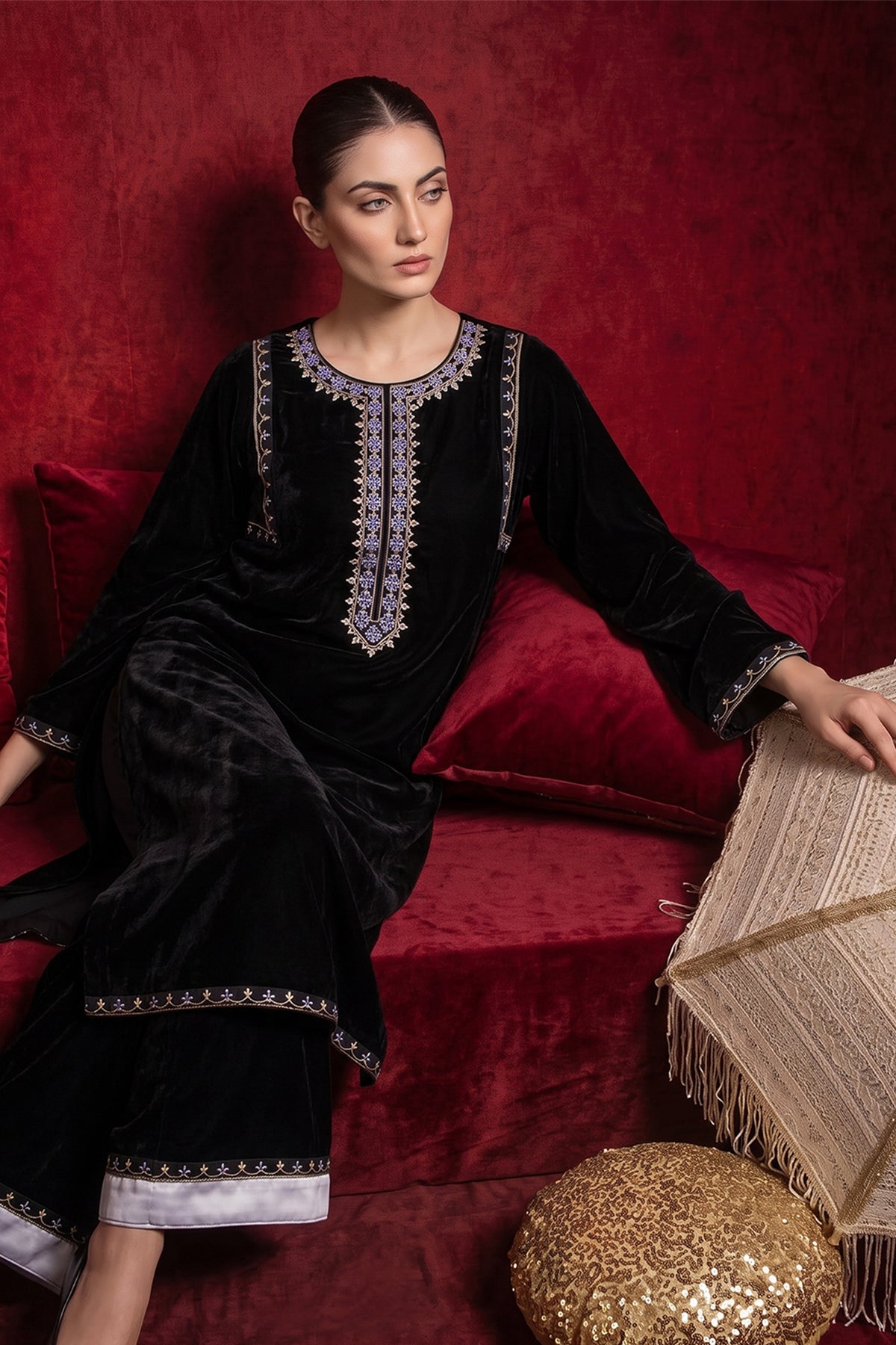 2 Piece - Embroidered Velvet Suit V1022