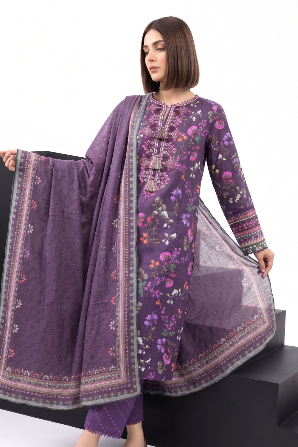 3 Piece - Embroidered Digital Printed Lawn Suit P001246