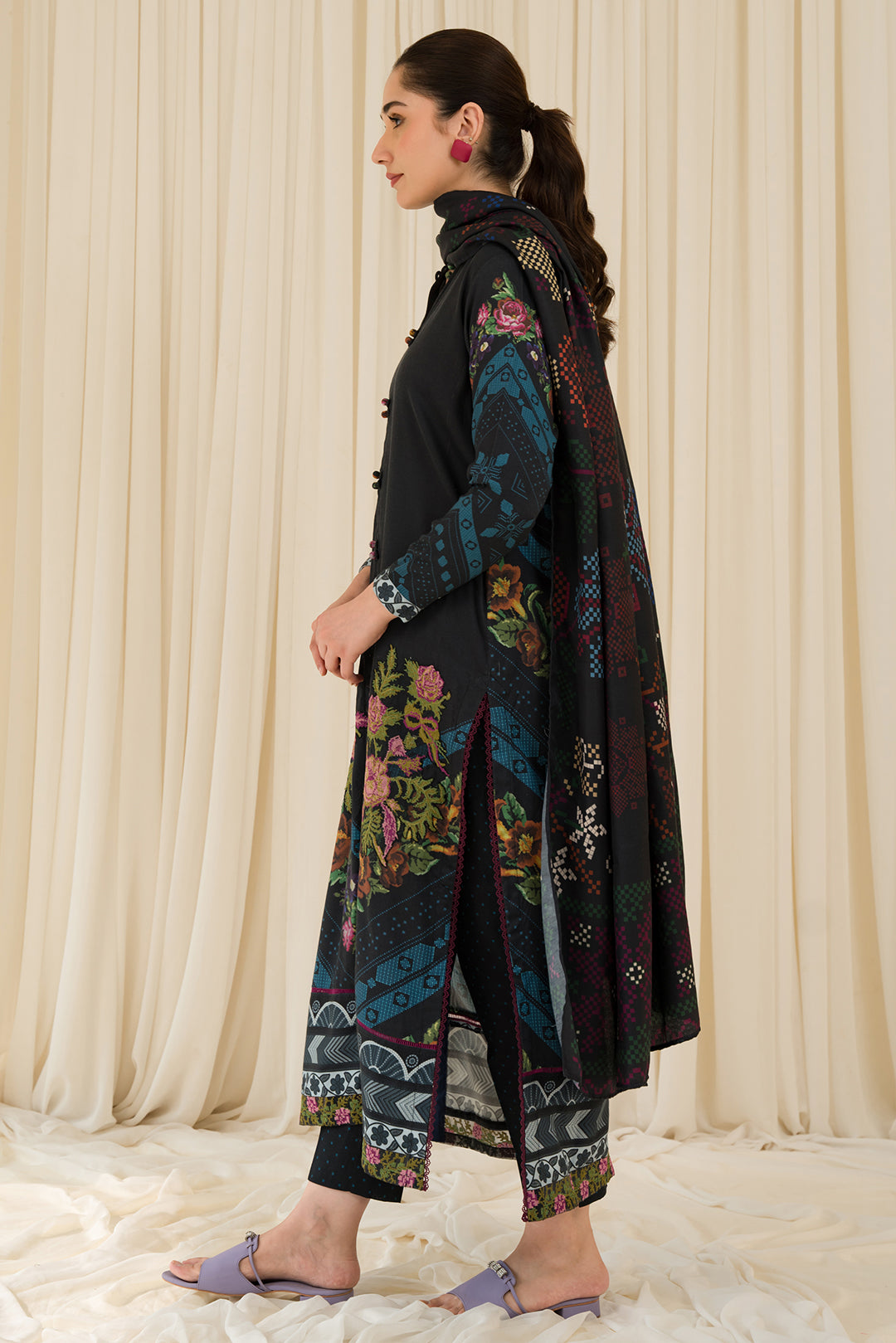 3 Piece - Embroidered Khaddar Suit U1001