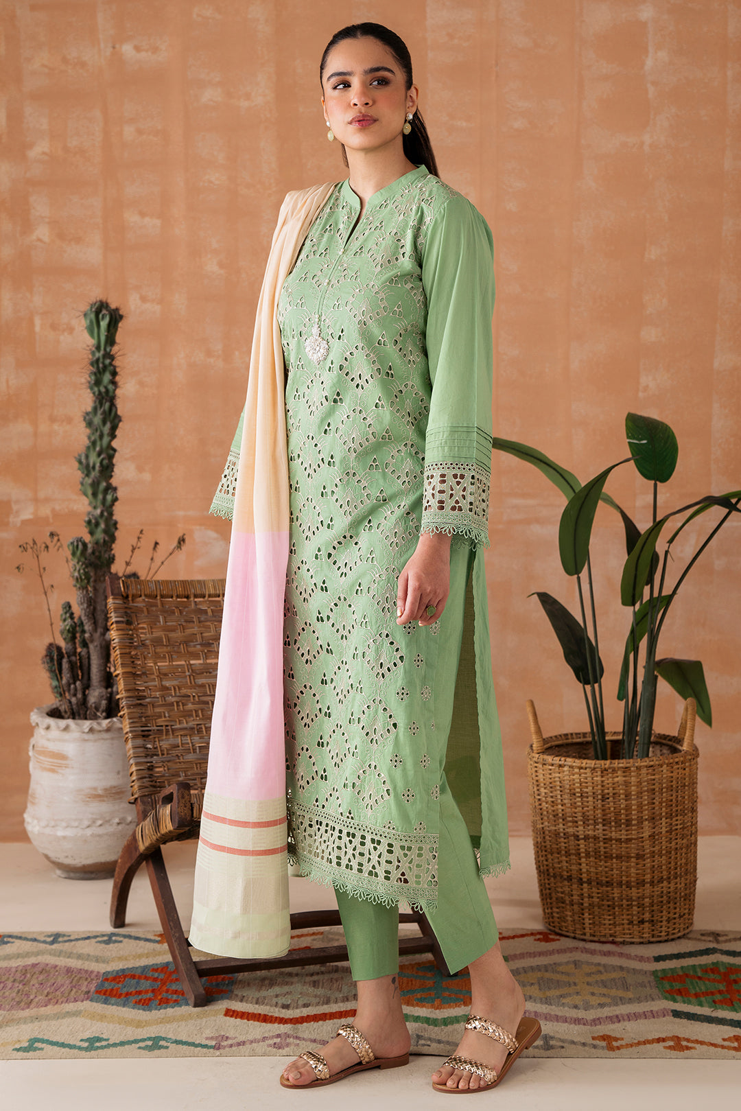 3 Piece - Embroidered Lawn Suit P1071