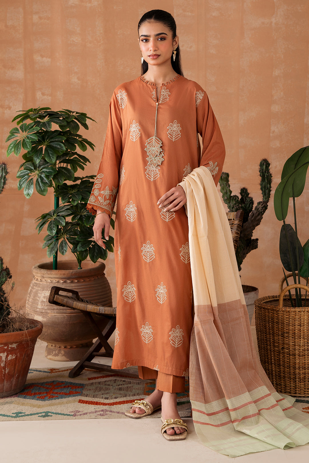 2 Piece - Embroidered Lawn Suit P1053  (SO)