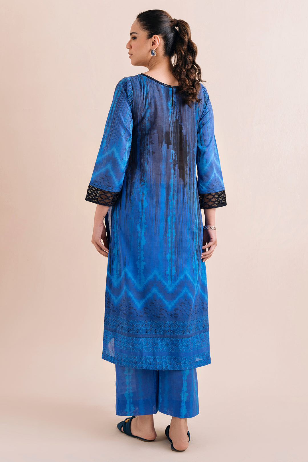 2 Piece - Embroidered Textured Lawn  Suit P1041