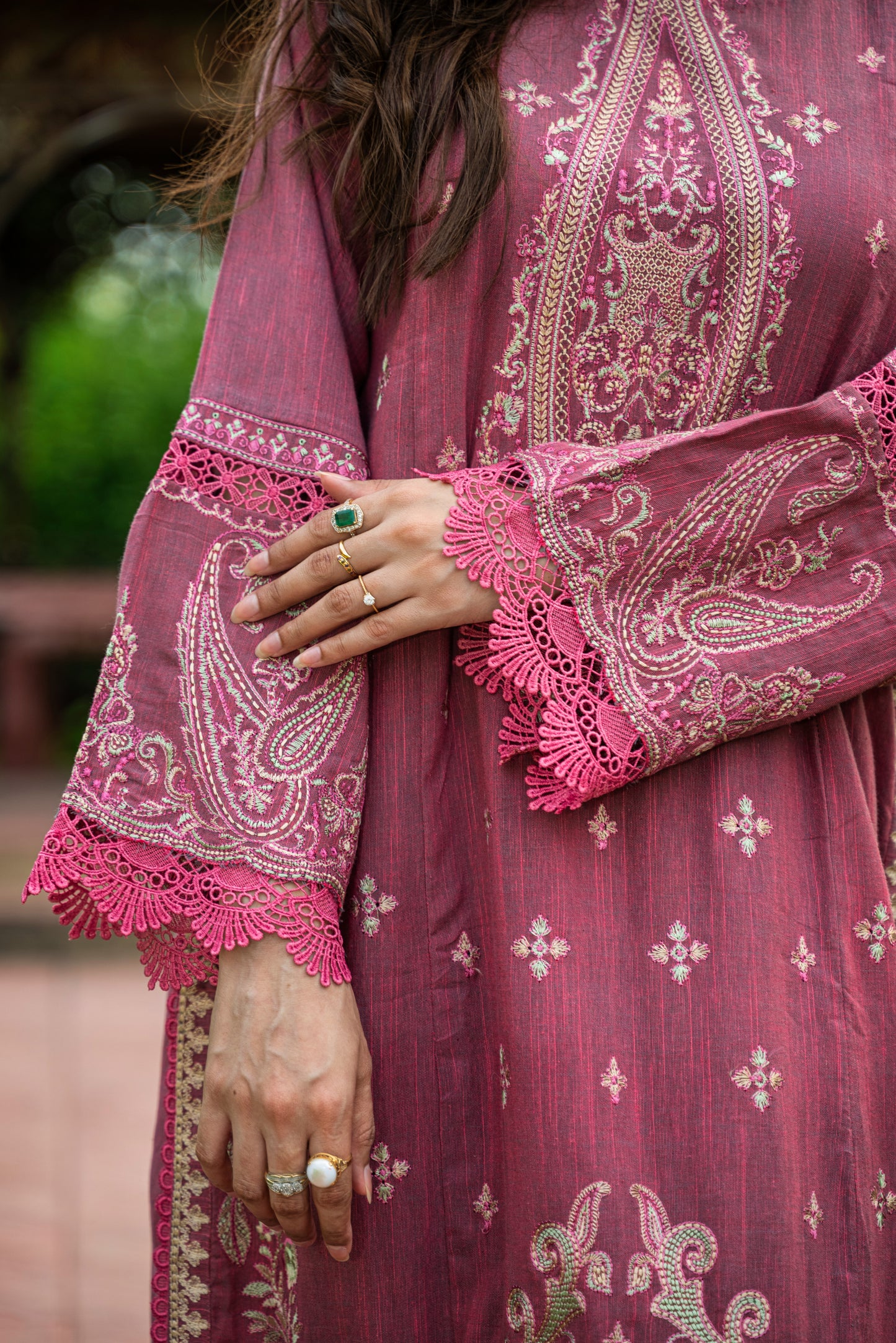 2 Piece - Embroidered Yarn Dyed Suit P0875