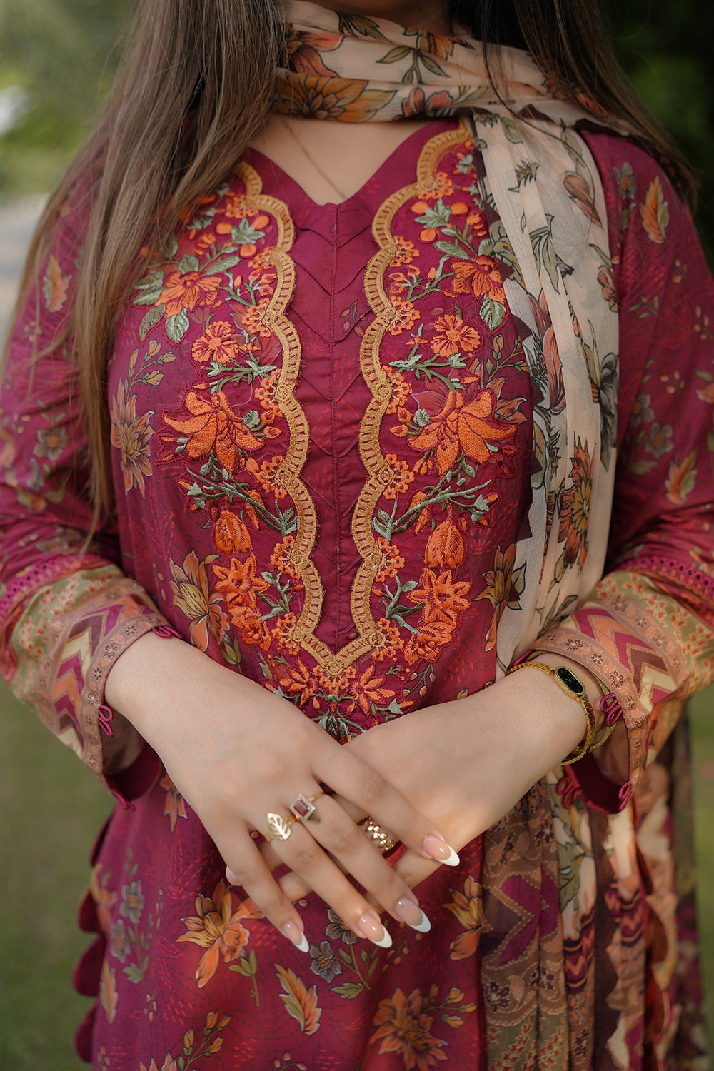 3 Piece - Embroidered Digital Printed Lawn Suit P001245