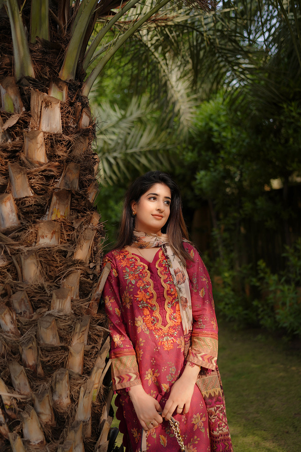 3 Piece - Embroidered Digital Printed Lawn Suit P001245