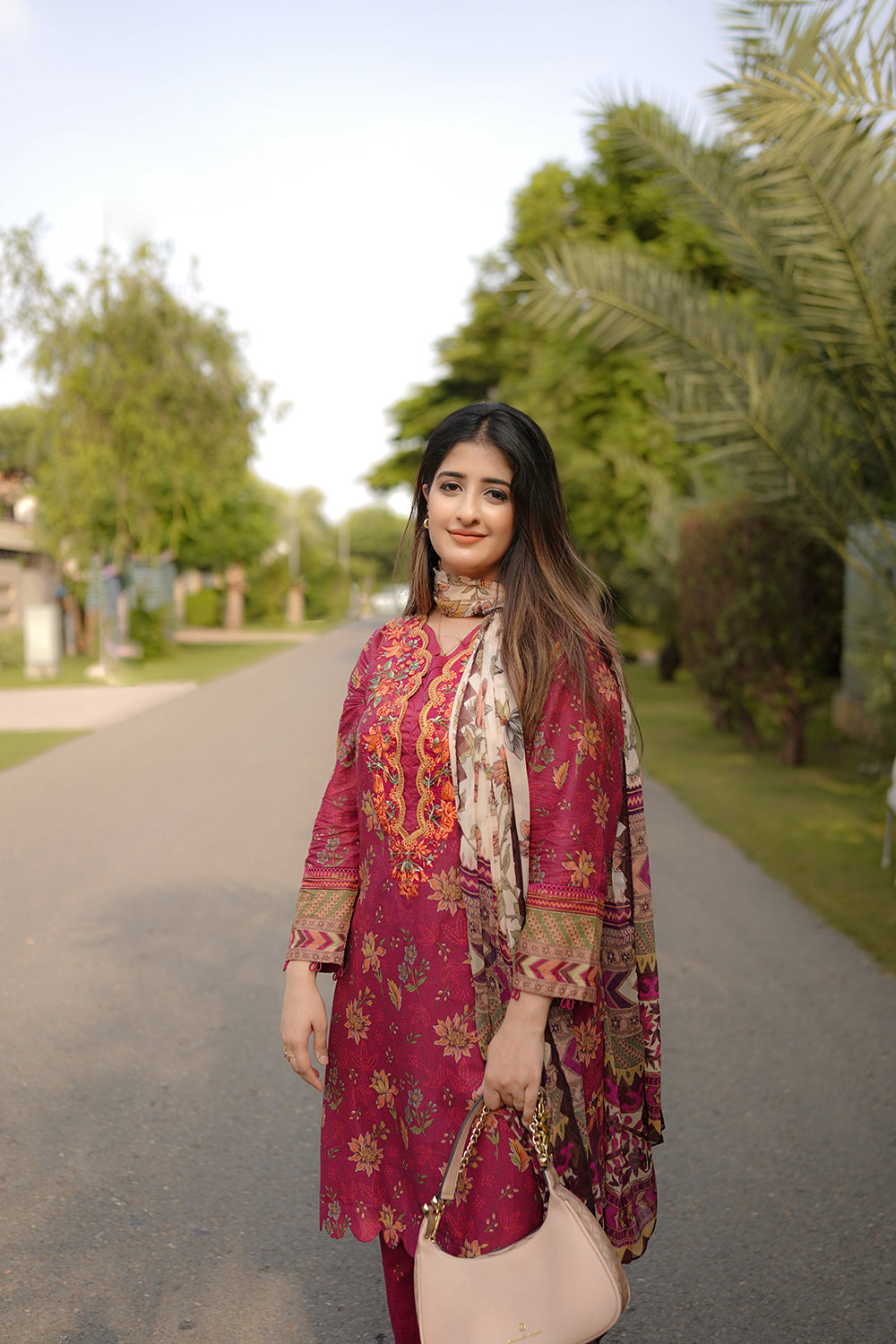 3 Piece - Embroidered Digital Printed Lawn Suit P001245