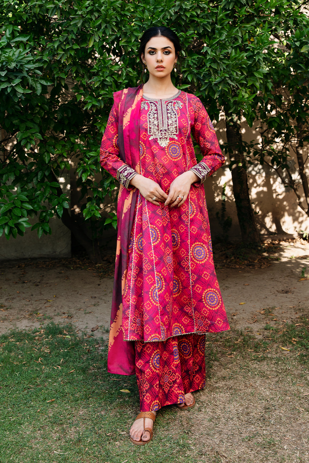 3 Piece -  Embroidered Lawn Suit U001128