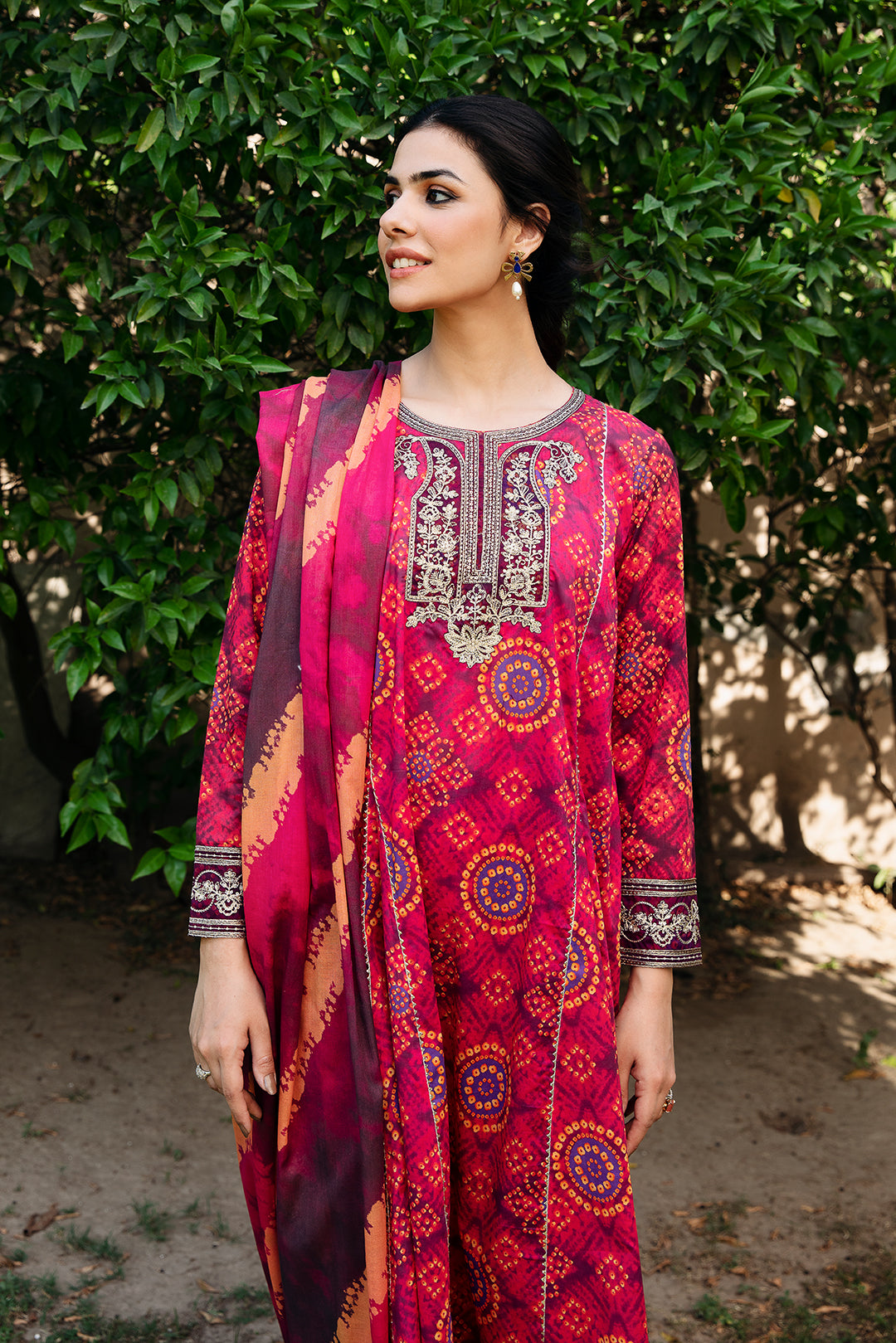 3 Piece -  Embroidered Lawn Suit U001128