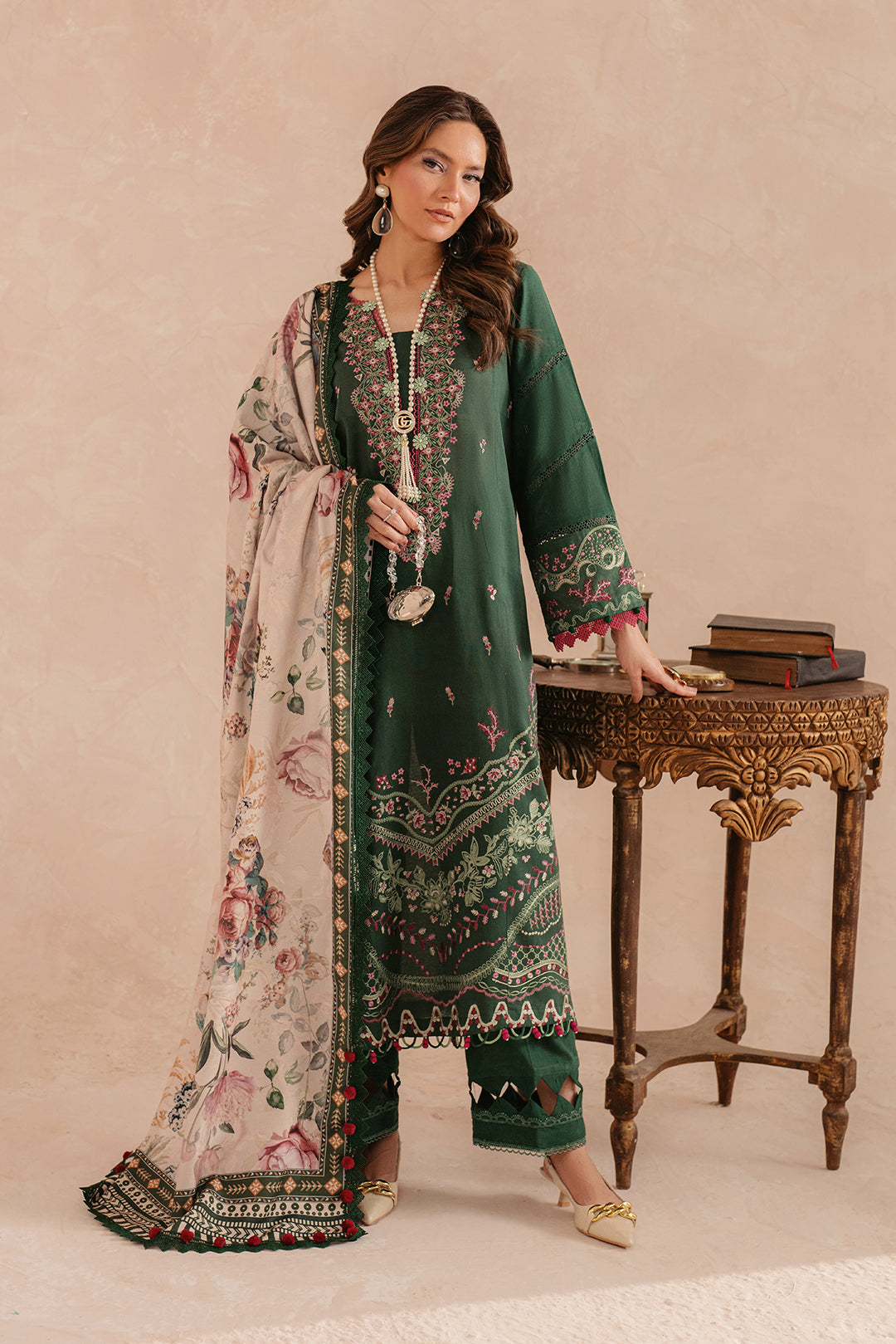 3 Piece - Embroidered Khaddar Suit LU01195