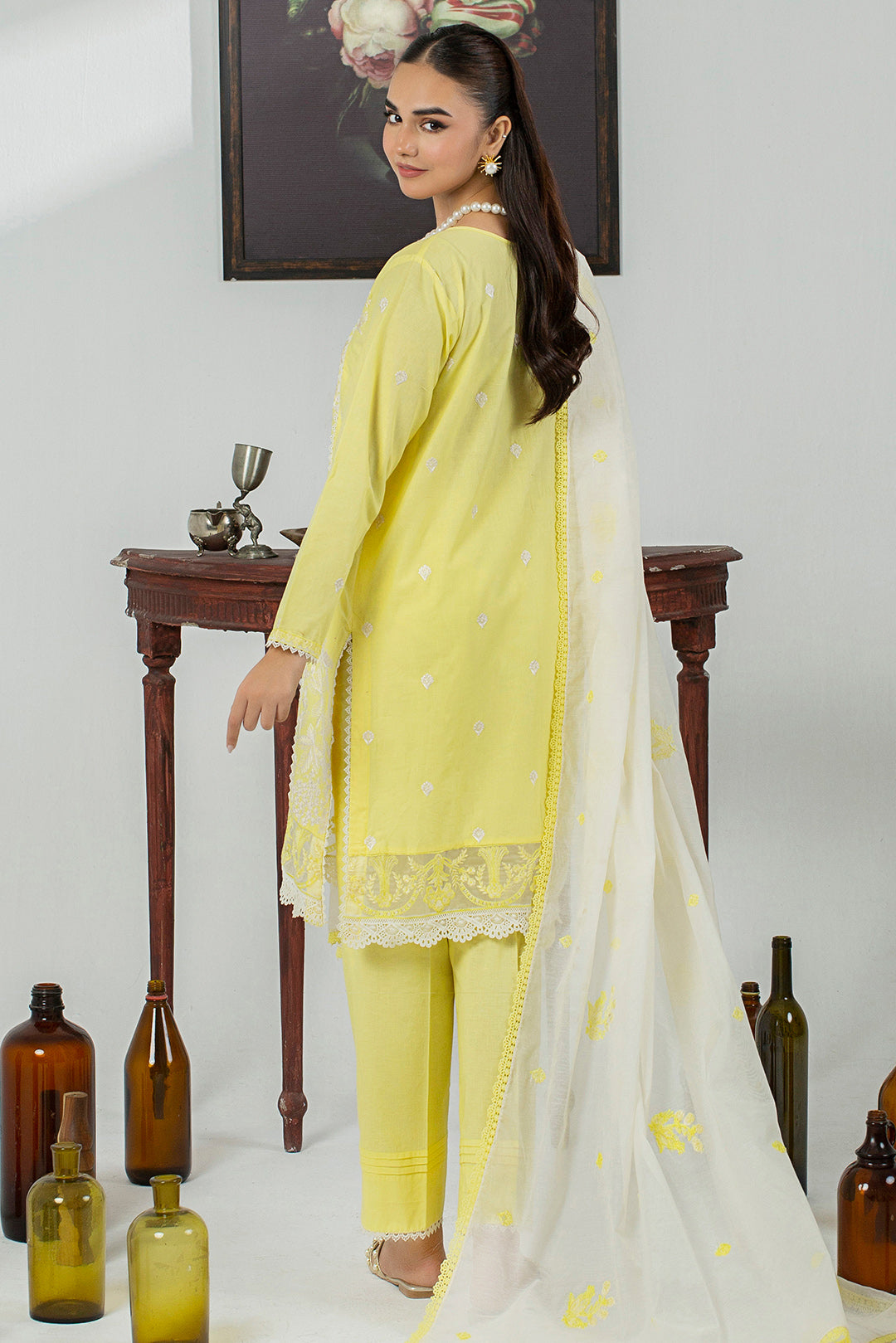 3 Piece - Embroidered Cotton Cambric Suit P001032