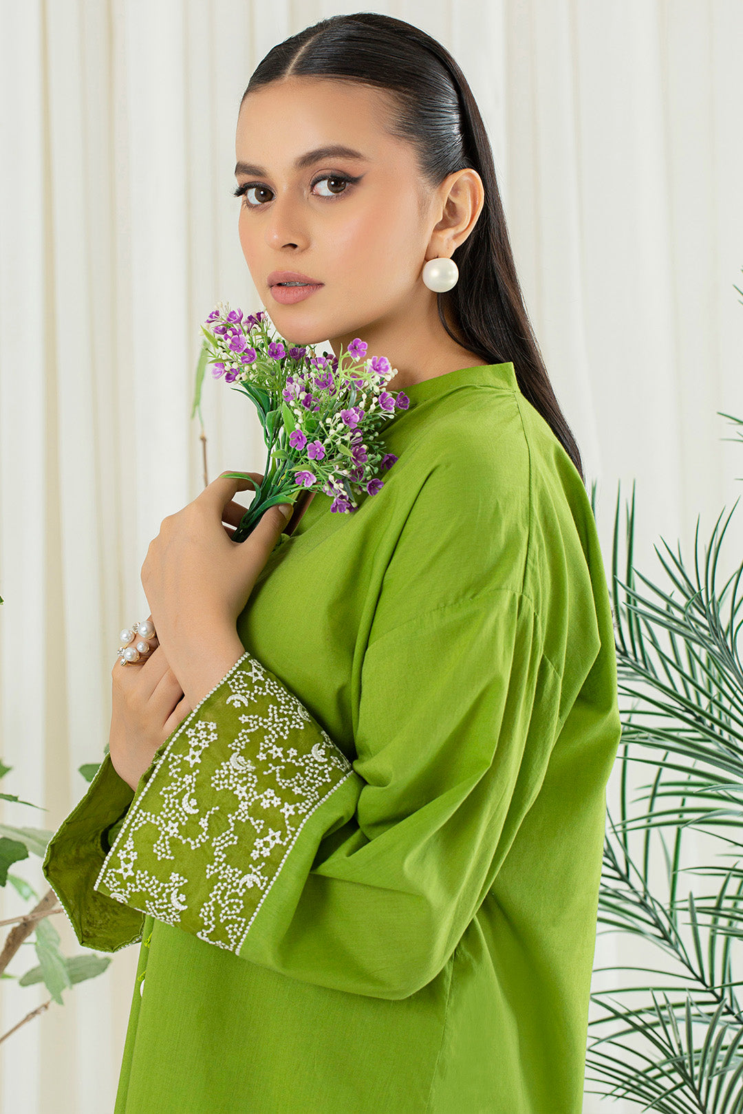 1 Piece - Embroidered Lawn Shirt P001134