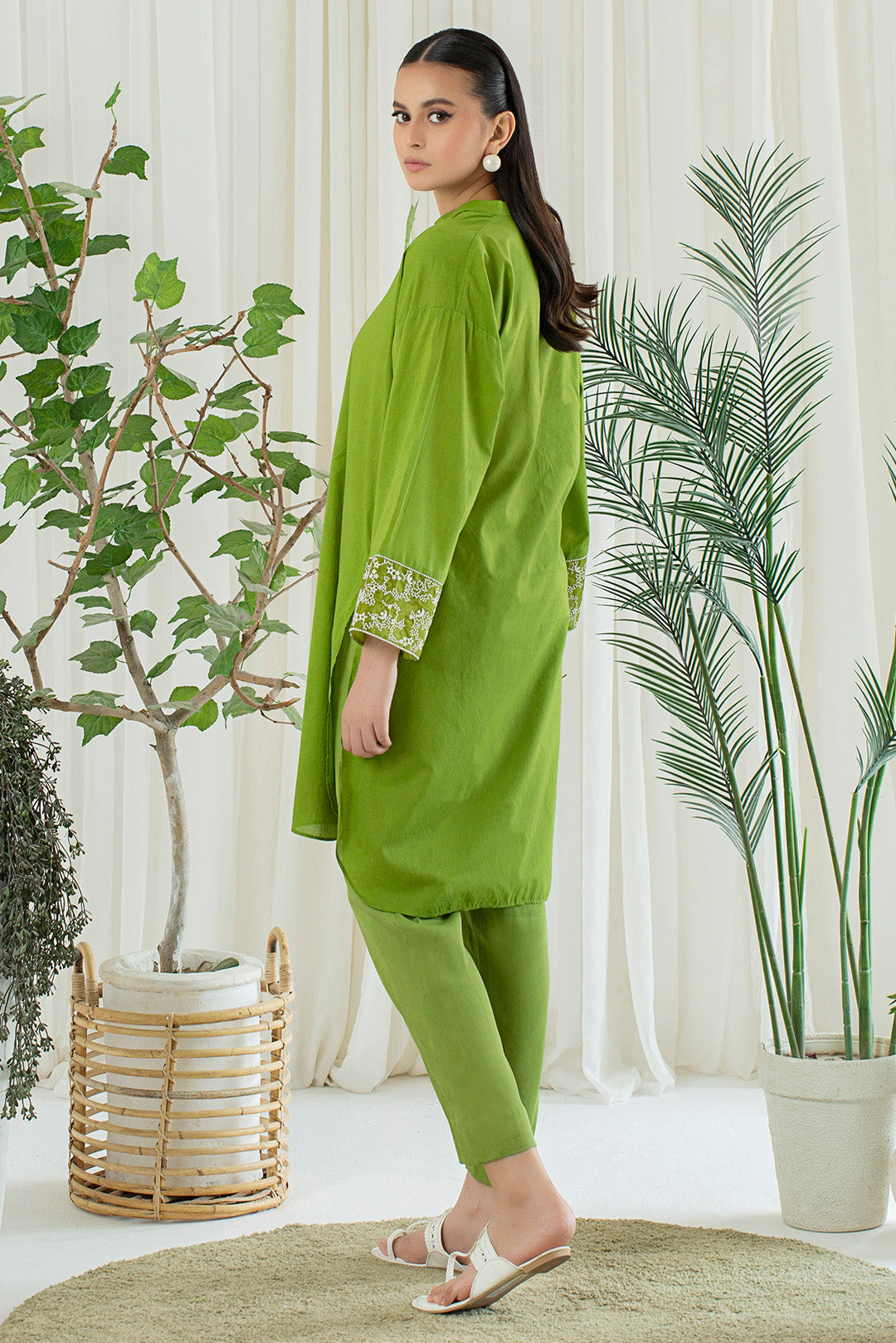 1 Piece - Embroidered Lawn Shirt P001134