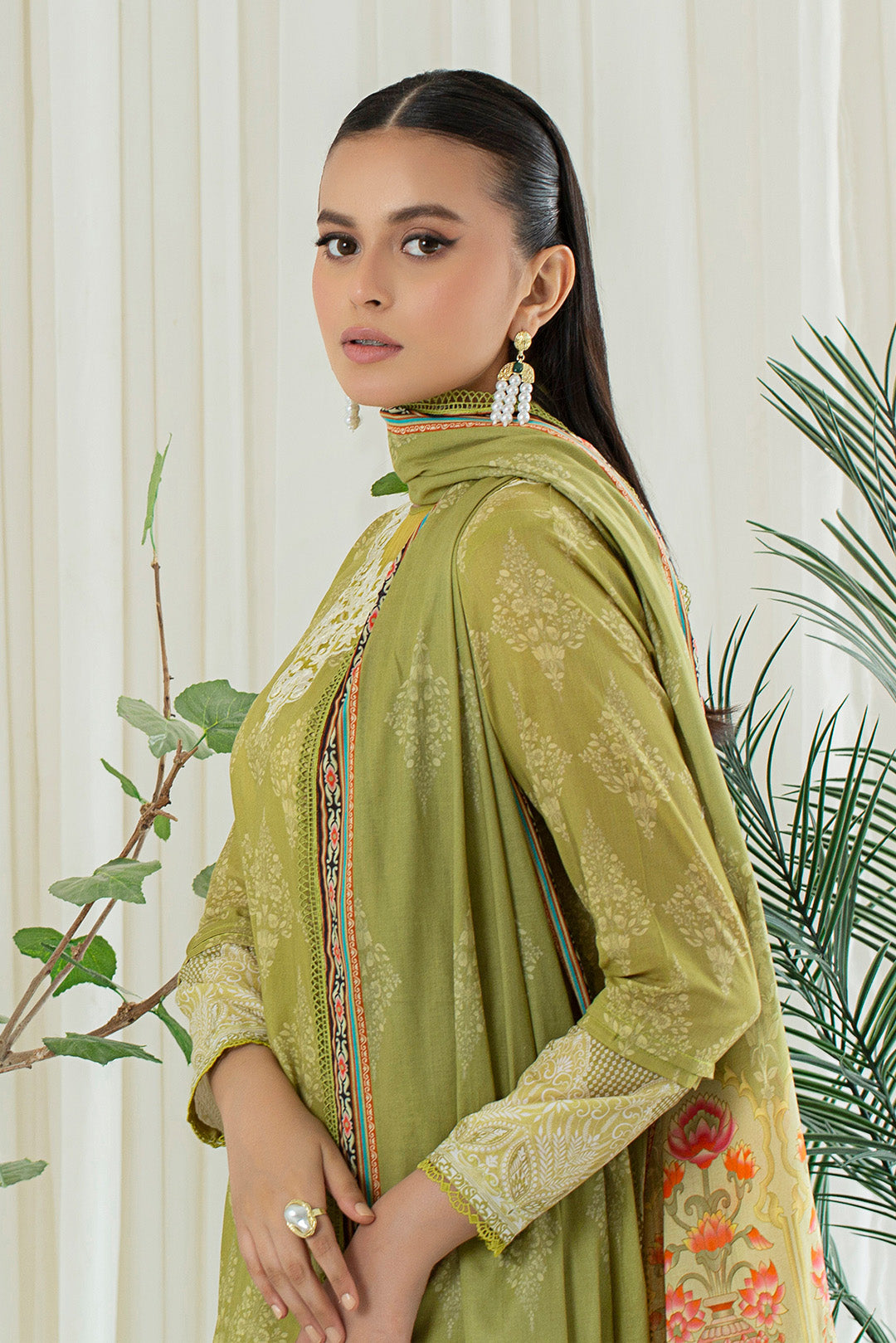 2 Piece - Embroidered Lawn Suit P001167