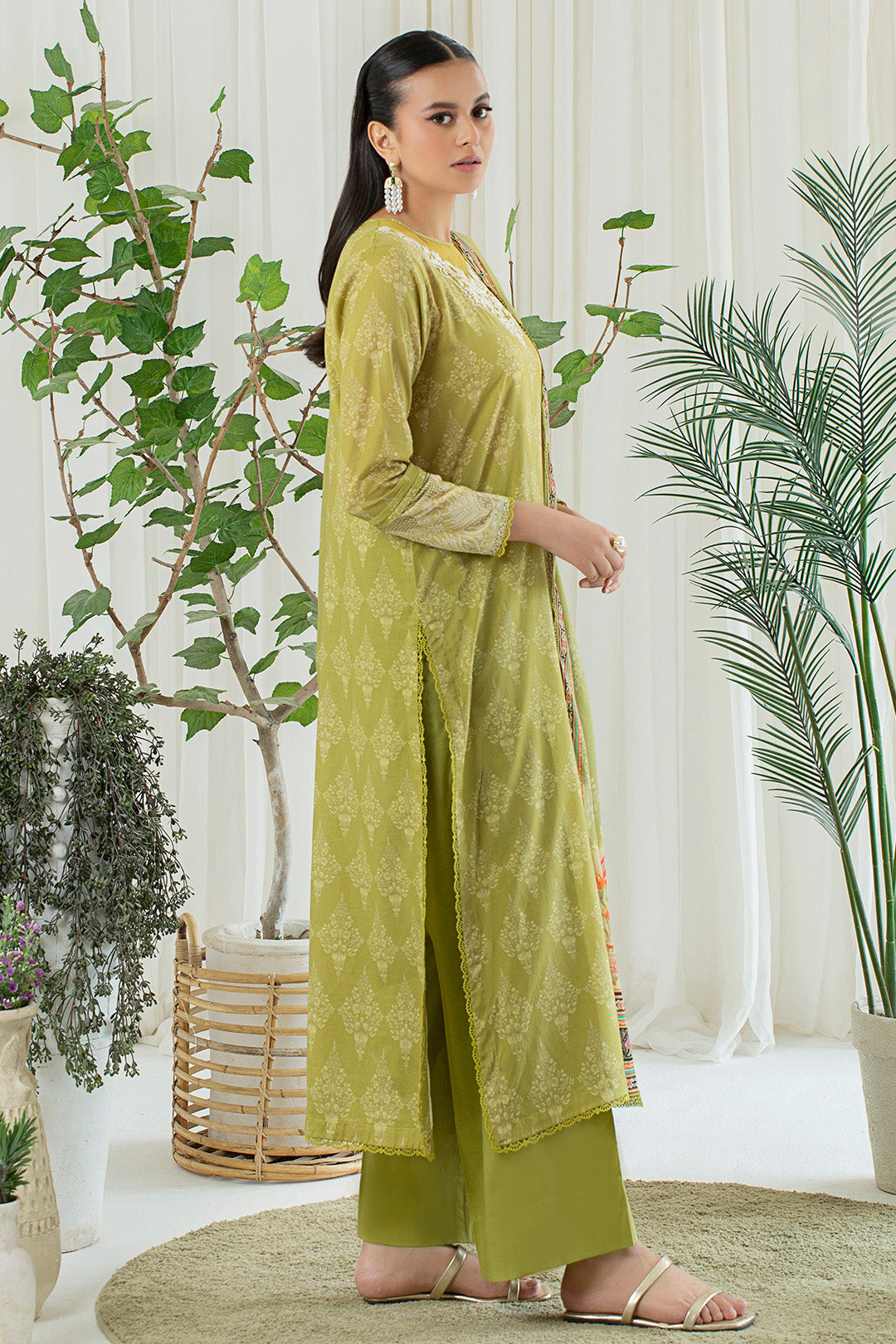 2 Piece - Embroidered Lawn Suit P001167