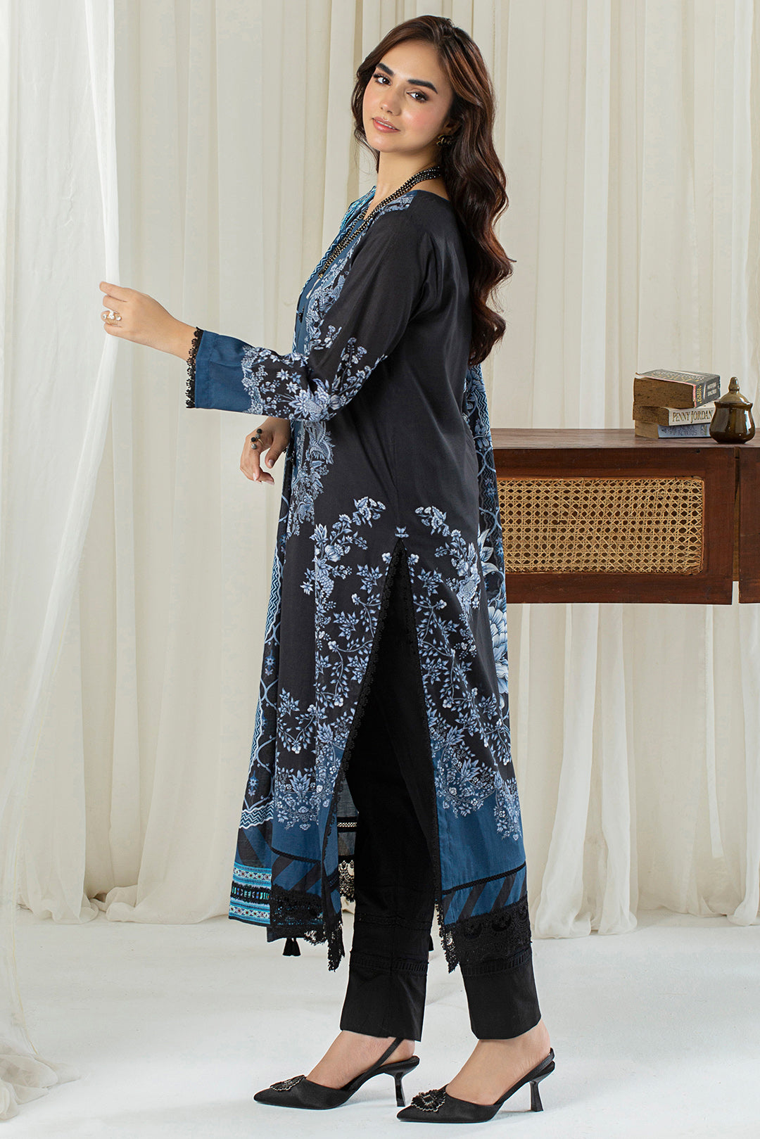 2 Piece - Digital Printed Lawn Suit P001168