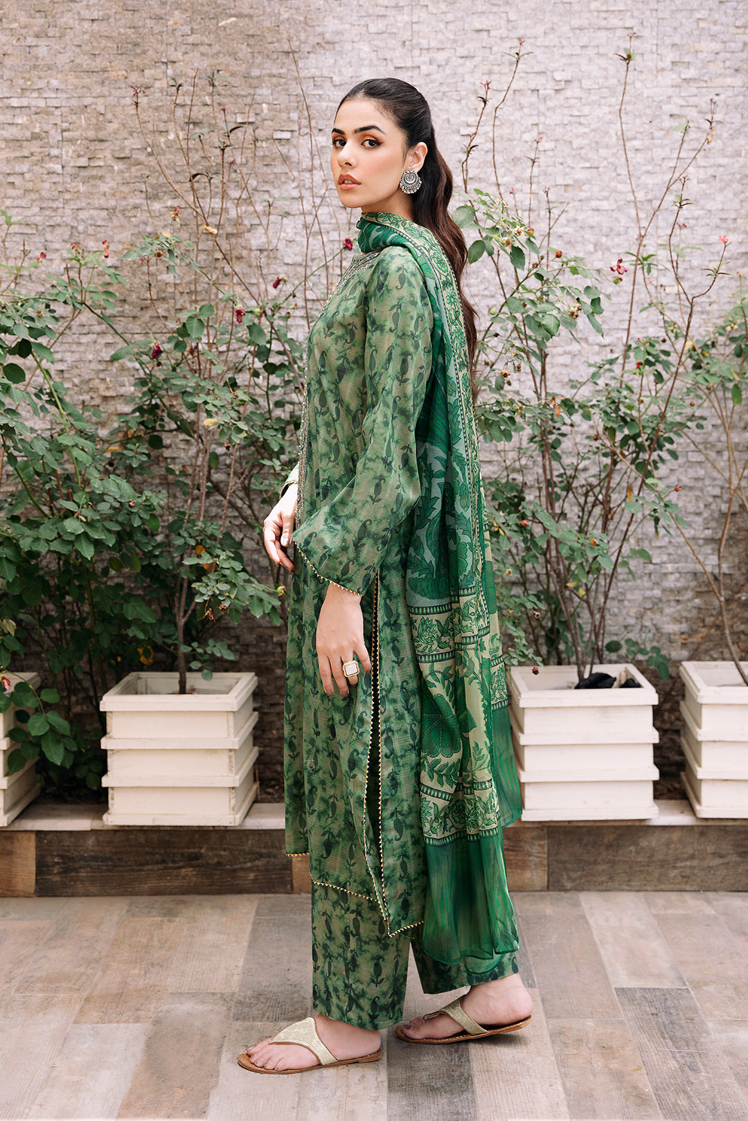 3 Piece - Embroidered Lawn Suit P1096A