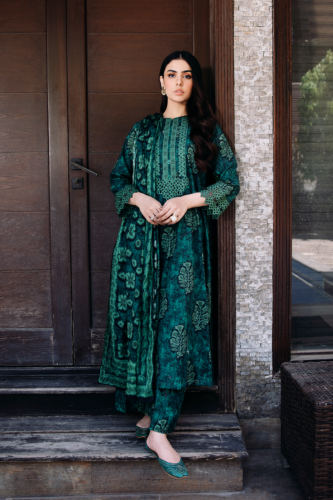 3 Piece - Embroidered Lawn Suit P1100