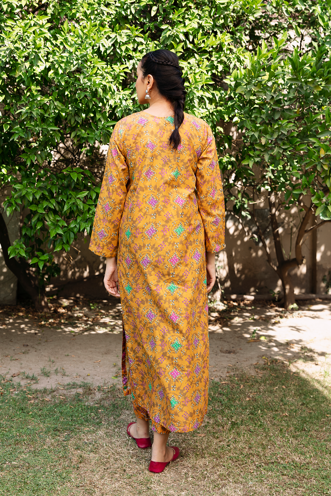 2 Piece - Embroidered Lawn Suit P1116