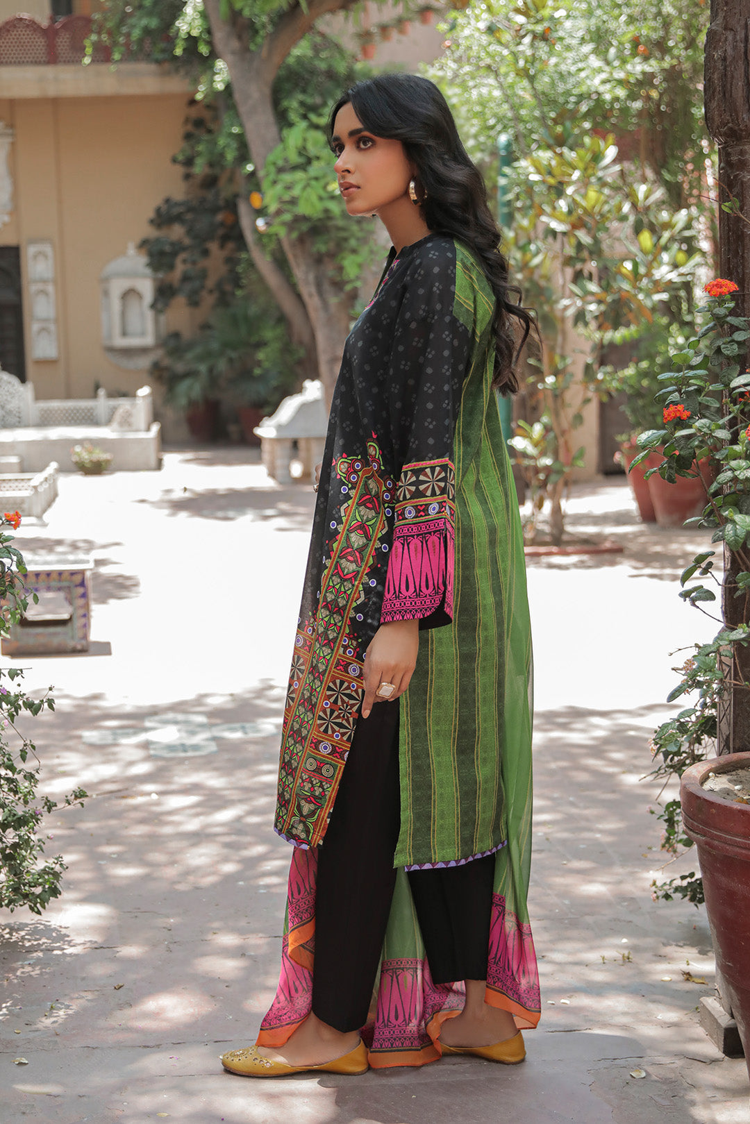 3 Piece - Digital Printed Lawn Suit P2234 (SO)