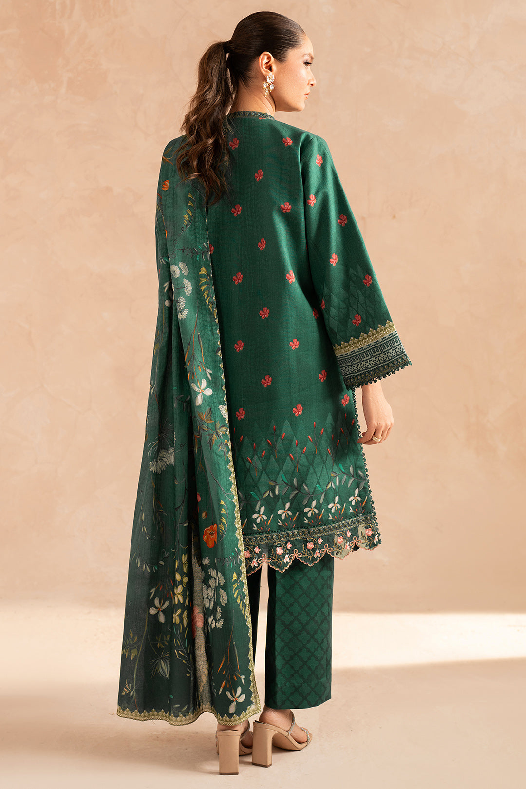 3 Piece - Embroidered Digital Printed Khaddar Suit U001180