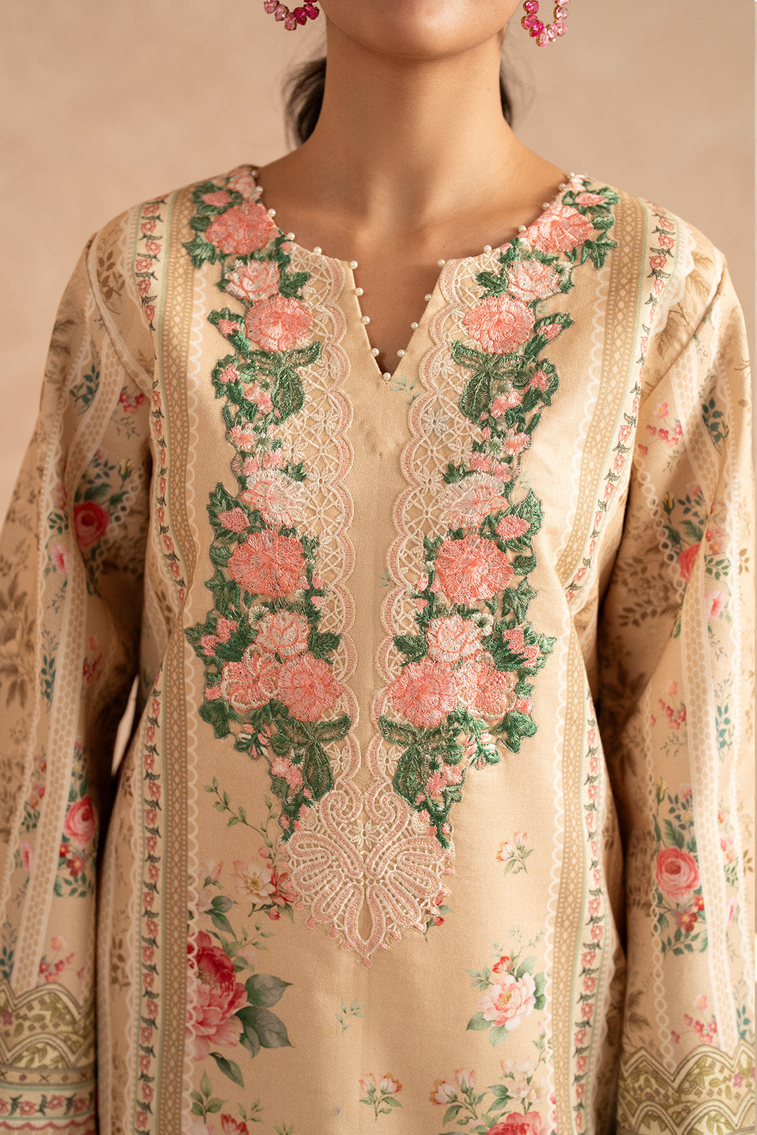 3 Piece - Embroidered Digital Printed Khaddar Suit U001186