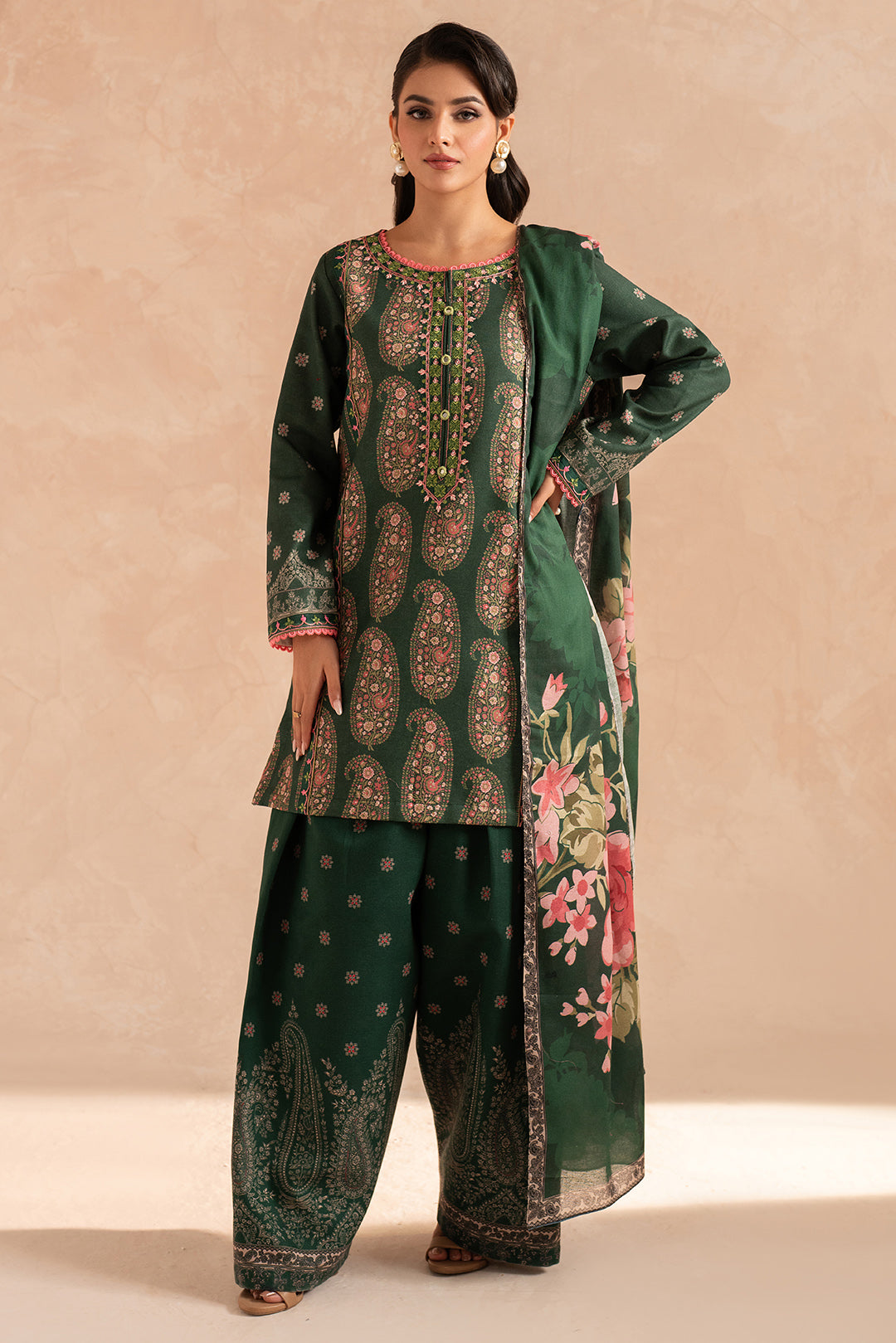 3 Piece - Embroidered Digital Printed Khaddar Suit U001188