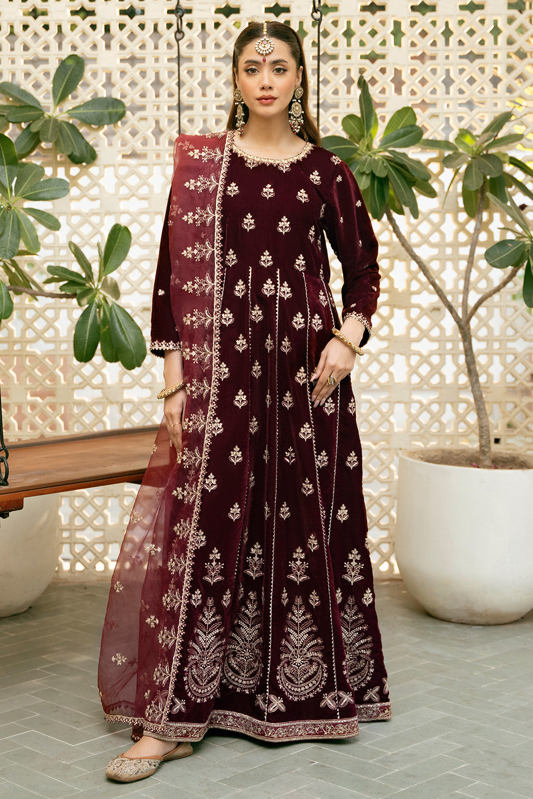 2 Piece - Embroidered Premium Velvet Suit V1007