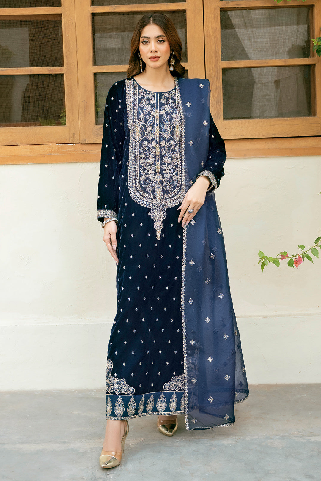 2 Piece - Embroidered Premium Velvet Suit V1009