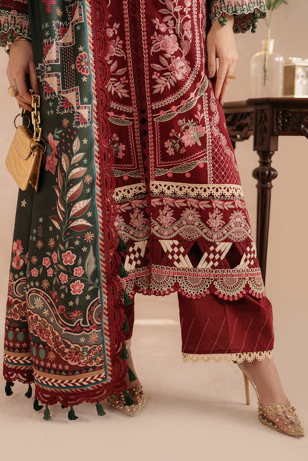 3 Piece - Embroidered Khaddar Suit LU01197