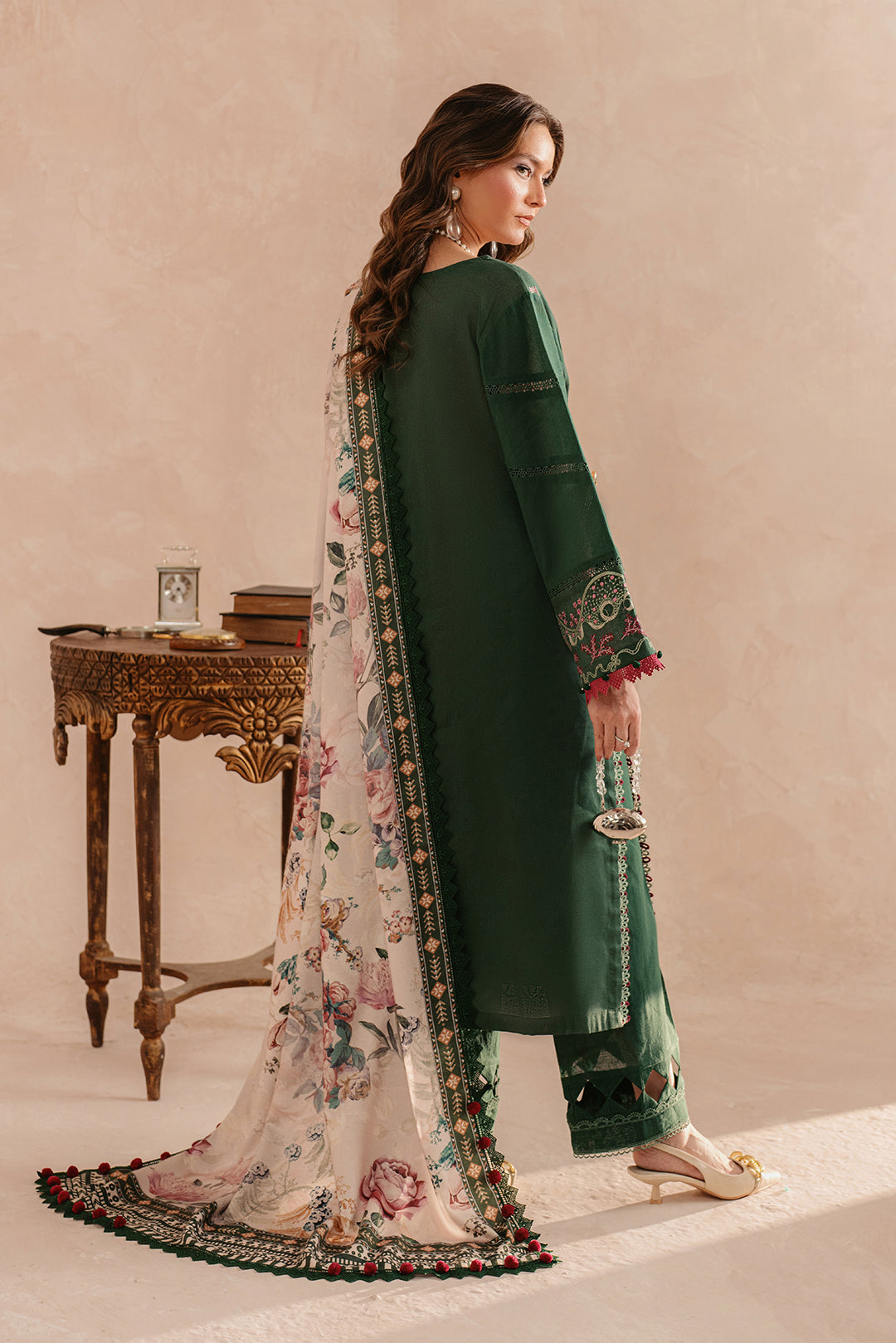 3 Piece - Embroidered Khaddar Suit LU01195