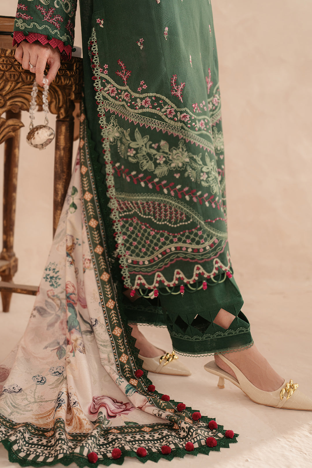 3 Piece - Embroidered Khaddar Suit LU01195