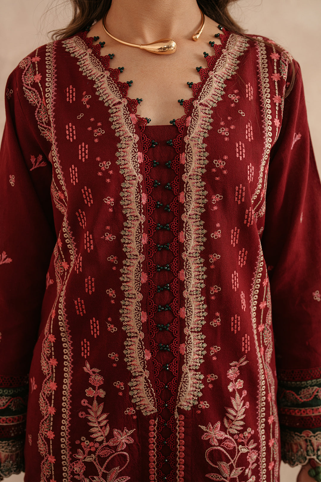 3 Piece - Embroidered Khaddar Suit LU01197