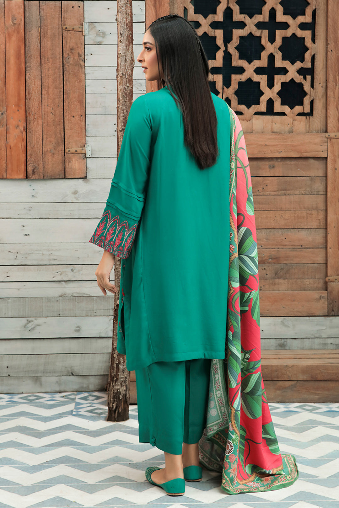 2 Piece - Embroidered Rod Khaddar Suit P0033