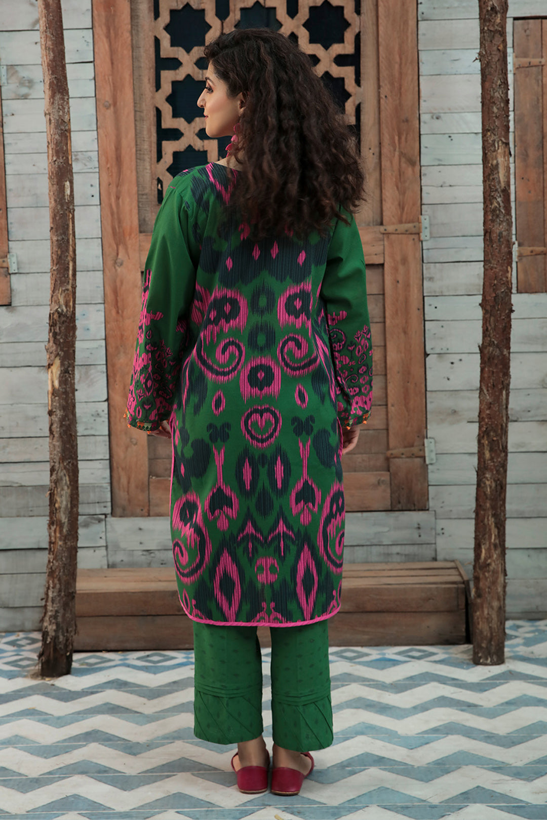 green 2pcs Printed ladies Khaddar suit