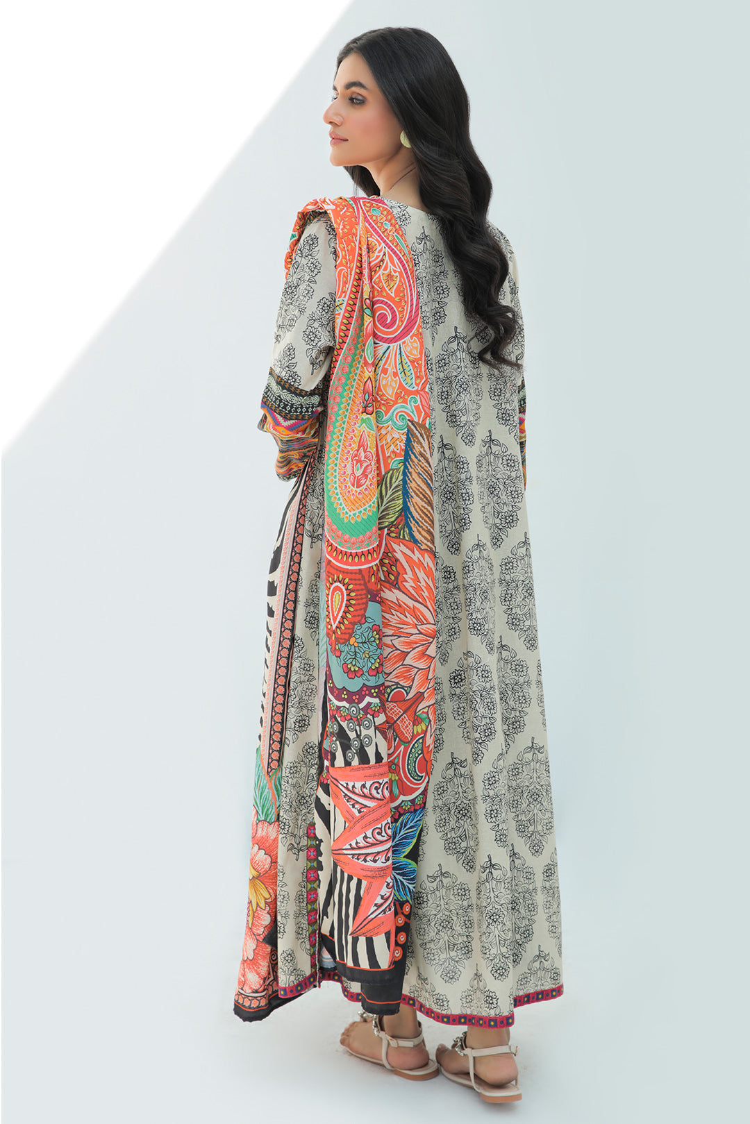 2 Piece  - Digital Printed Plain Khaddar Suit P0090