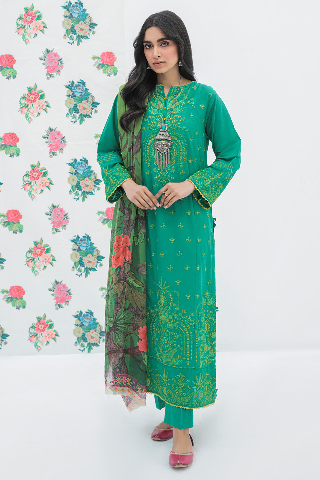 3 Piece - Embroidered Dyed Lawn Shirt P0470 (SO)