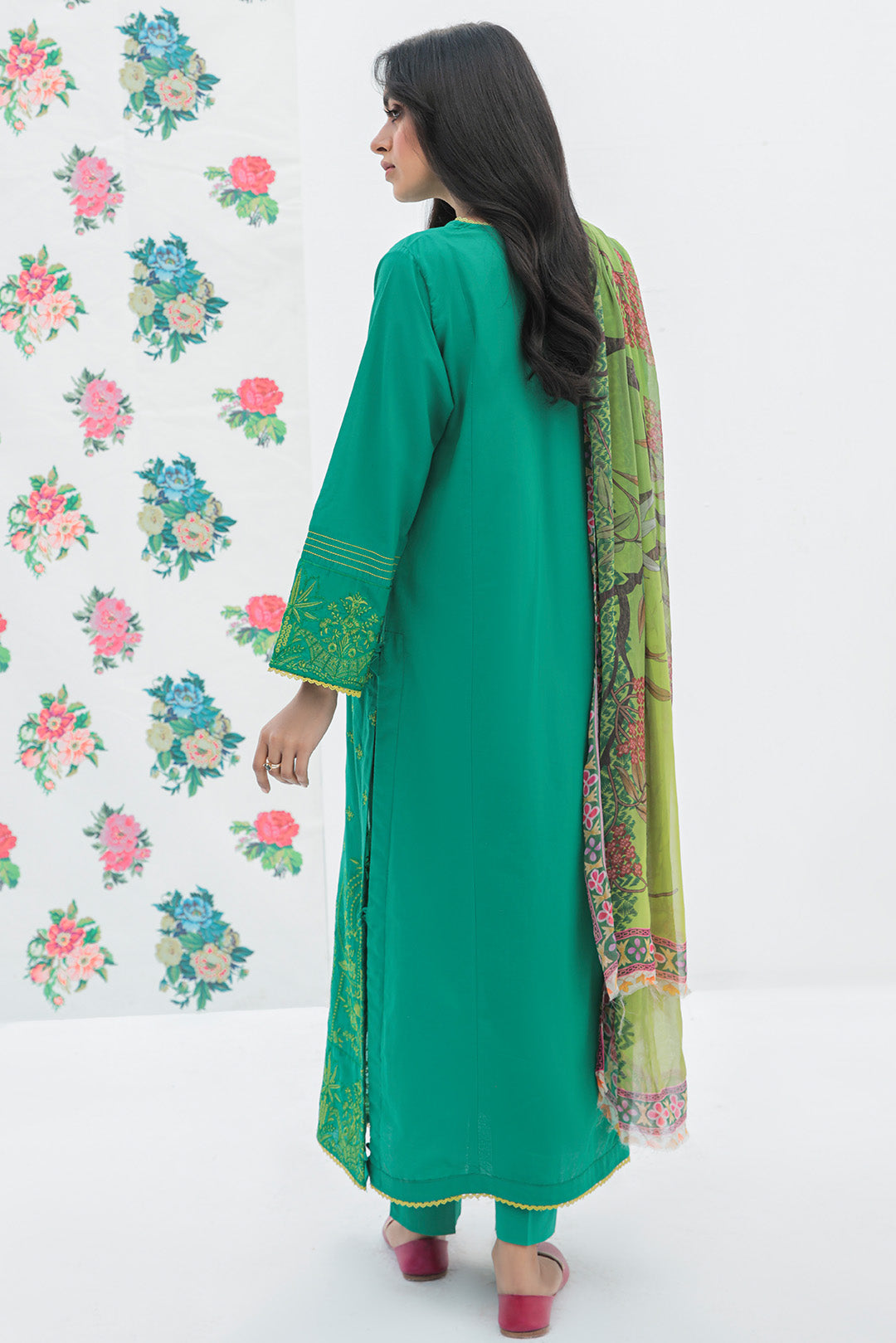 3 Piece - Embroidered Dyed Lawn Shirt P0470 (SO)