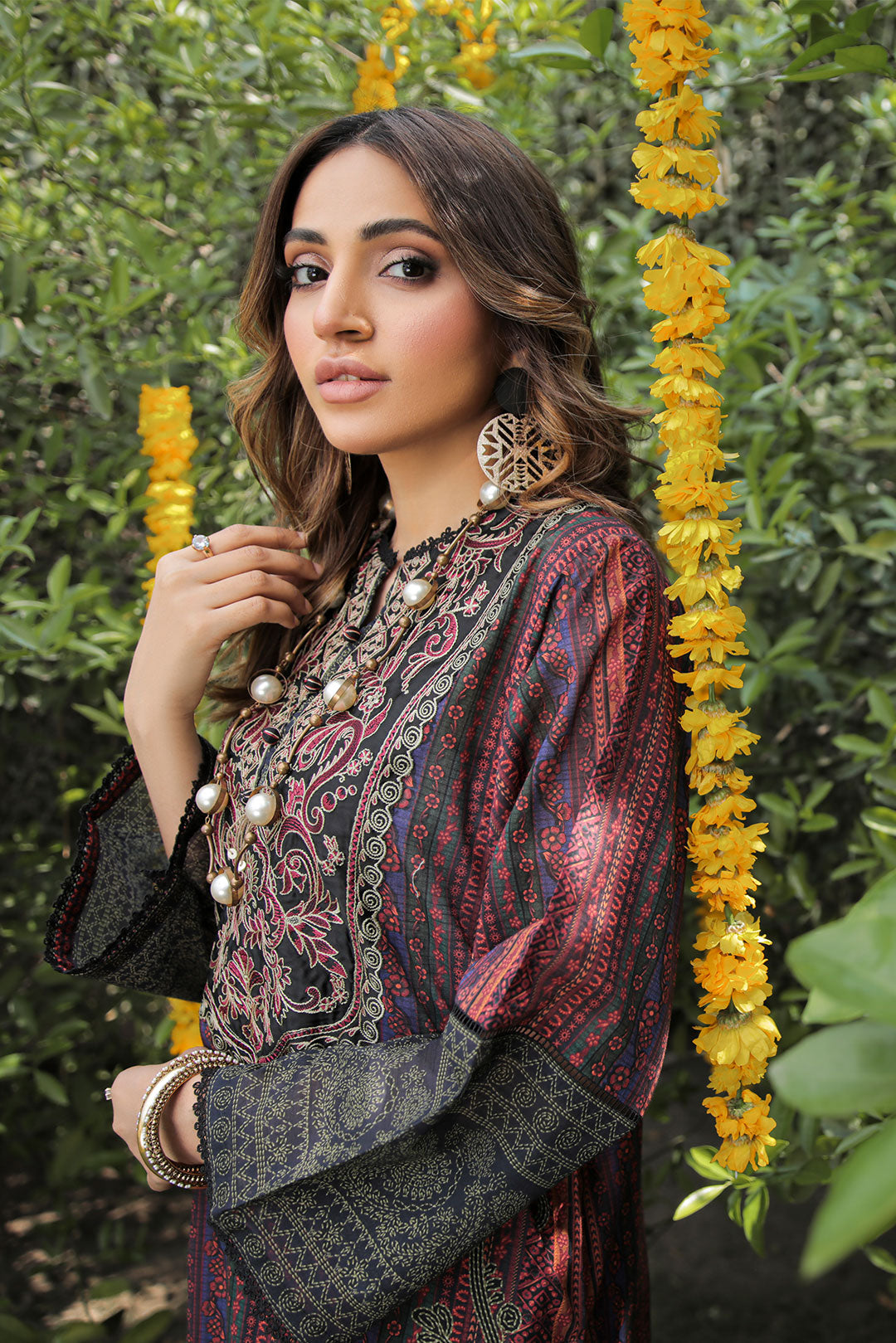 1 Piece - Embroidered Texture Lawn Shirt P0609