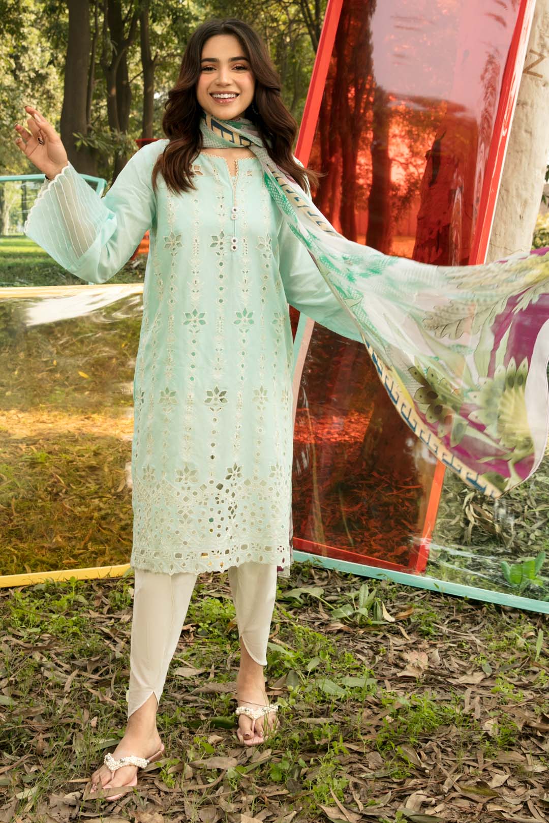 2PC Lawn Chicken Kari - Dupatta P2095