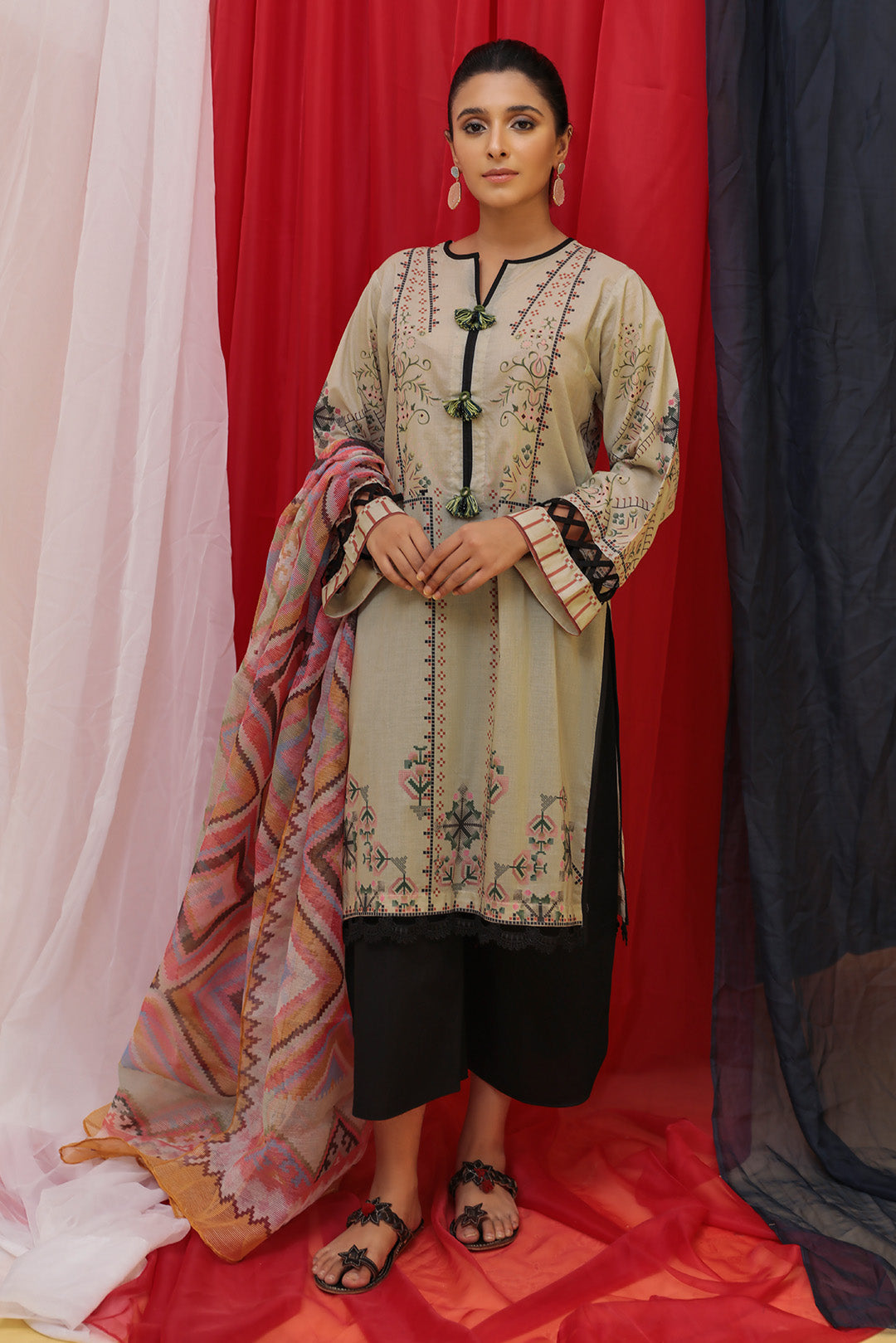 Digital Printed Lawn Shirt with Dupatta - Offwhite U2773A